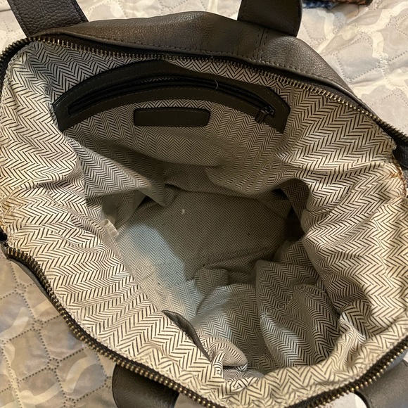 Steven Madden Grey/Gun Metal Purse - Picture 6 of 7